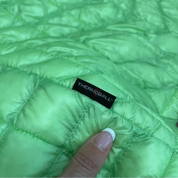 The North Face Thermoball Bright Green Jacket - Picture 6 of 9